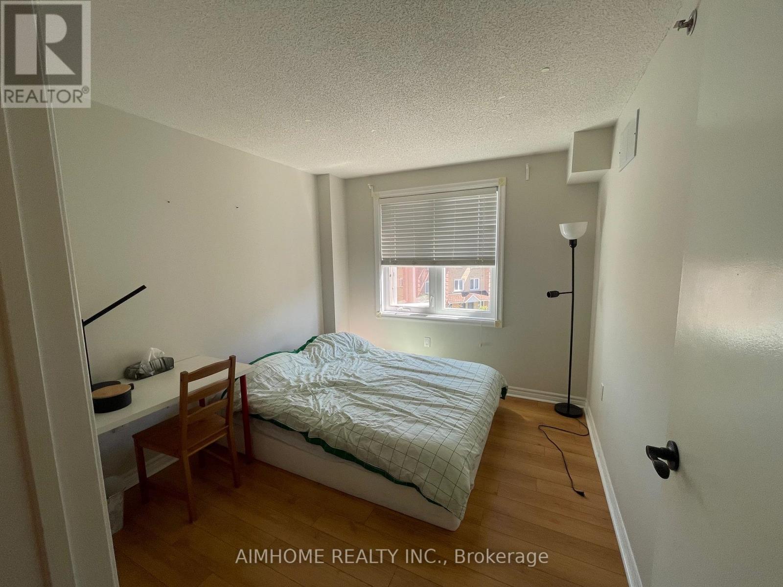827 - 75 Weldrick Road E, Richmond Hill, Ontario  L4C 0H9 - Photo 15 - N12336255