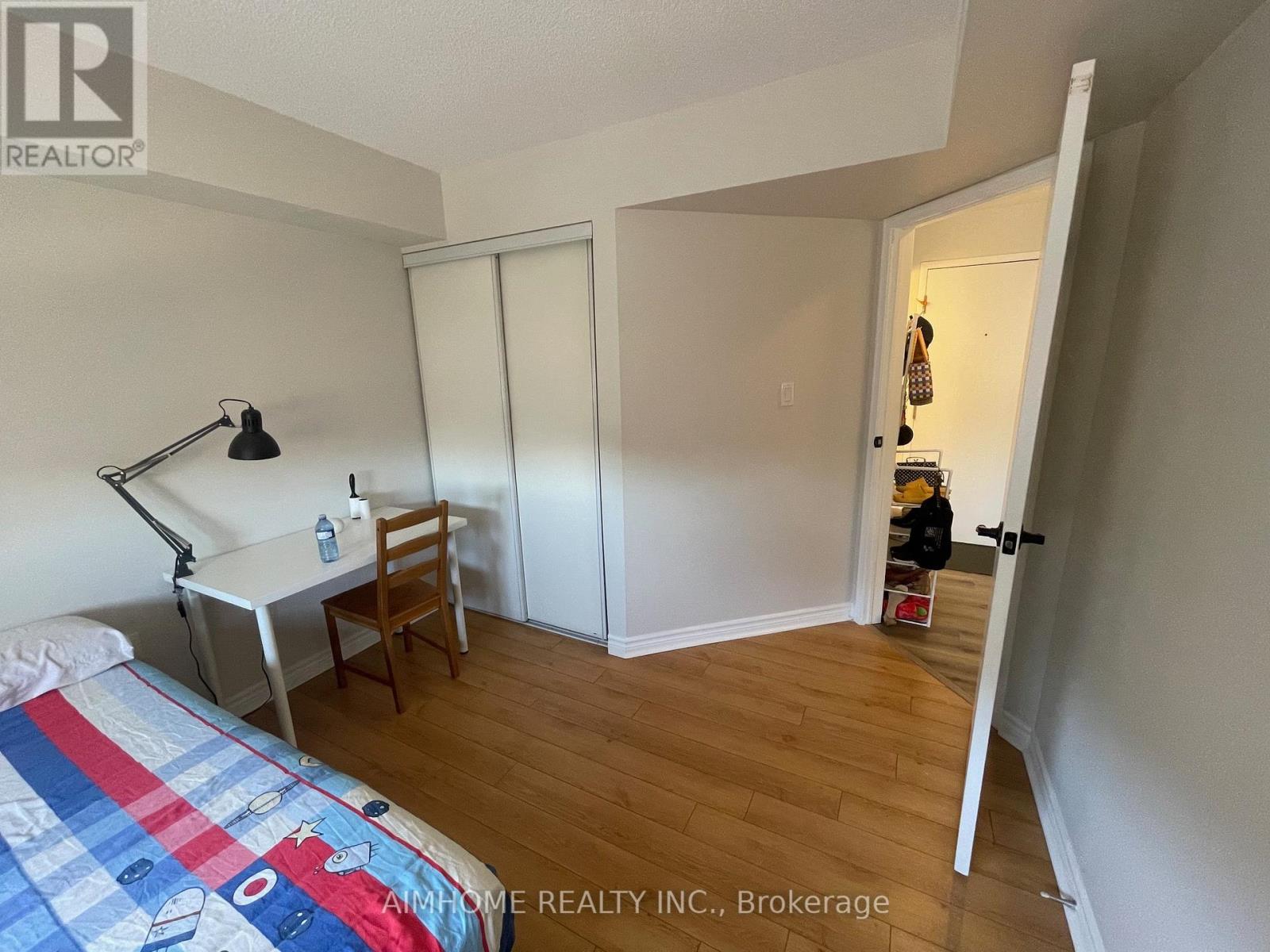 827 - 75 Weldrick Road E, Richmond Hill, Ontario  L4C 0H9 - Photo 14 - N12336255