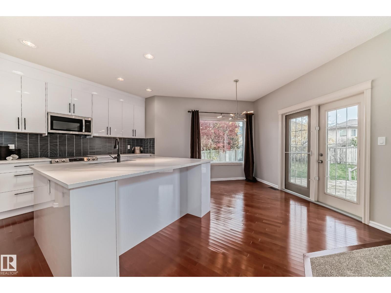 203 Caldwell Wy Nw, Edmonton, Alberta  T6M 2X2 - Photo 5 - E4455571