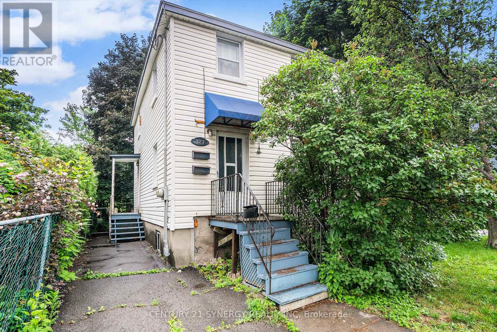 Property at 327 RICHELIEU AVENUE image 1