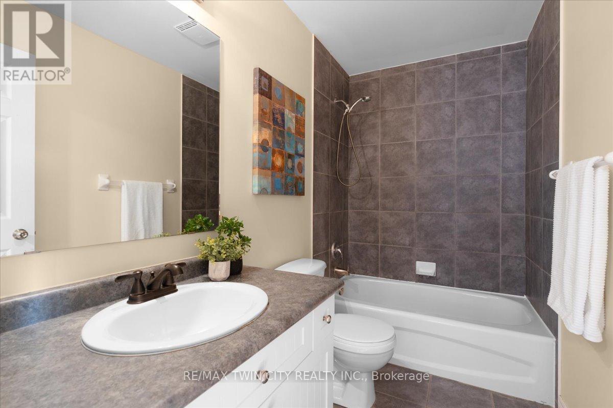 48 - 250 Ainslie Street S, Cambridge, Ontario  N1R 8P8 - Photo 33 - X12372950
