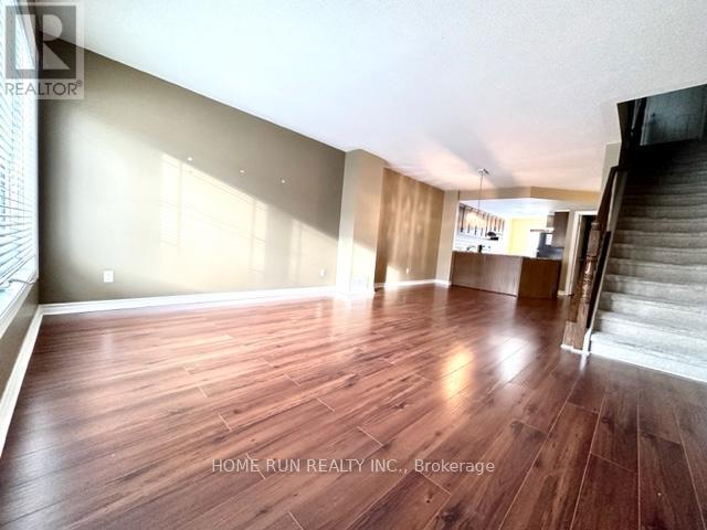 280 Paseo Private, Ottawa, Ontario  K2G 3N1 - Photo 3 - X12372959