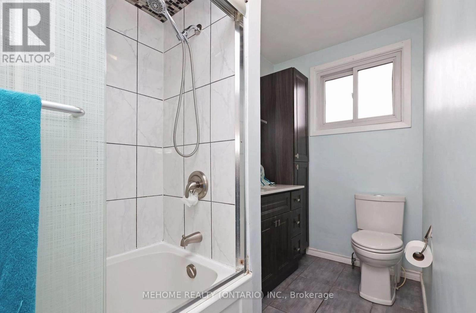 Room-1 - 130 Edmonton Drive, Toronto, Ontario  M2J 3X1 - Photo 13 - C12372963
