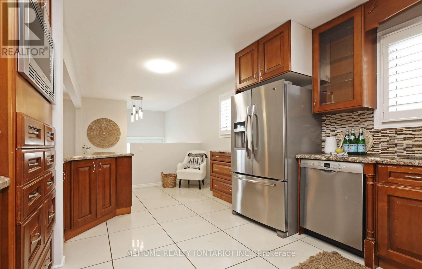 Room-1 - 130 Edmonton Drive, Toronto, Ontario  M2J 3X1 - Photo 7 - C12372963