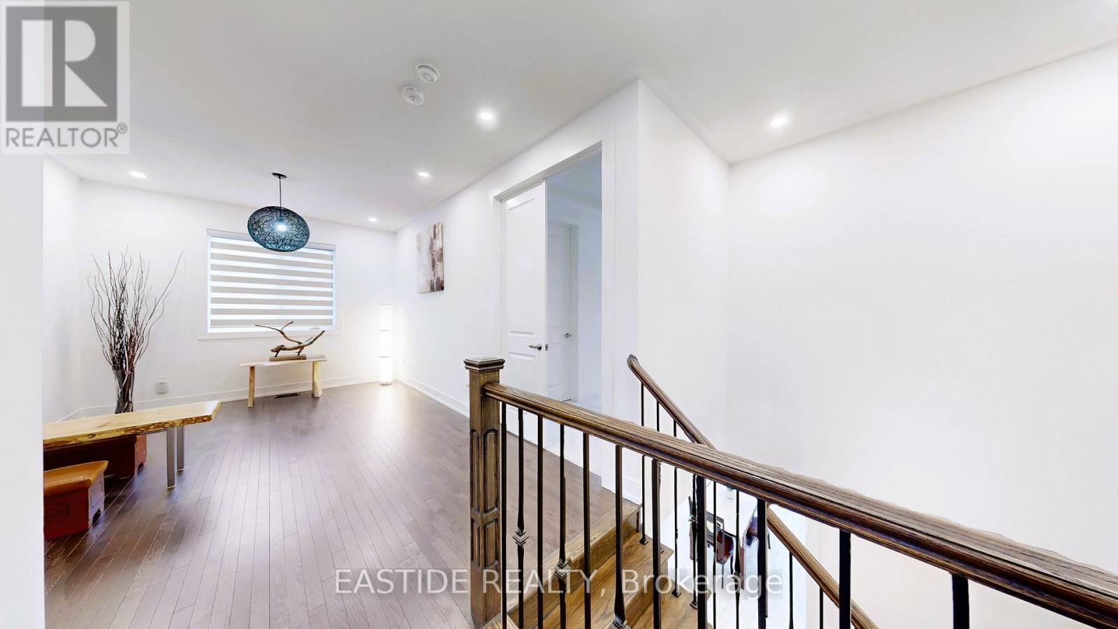 67 Marlene Johnston Drive, East Gwillimbury, Ontario  L9N 1K3 - Photo 18 - N12372966
