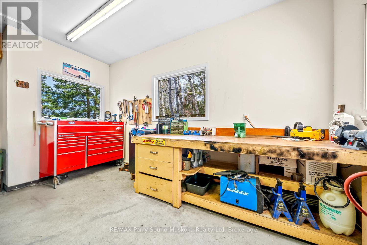 258 Lakeside Trail, Magnetawan, Ontario  P0A 1P0 - Photo 46 - X12372975
