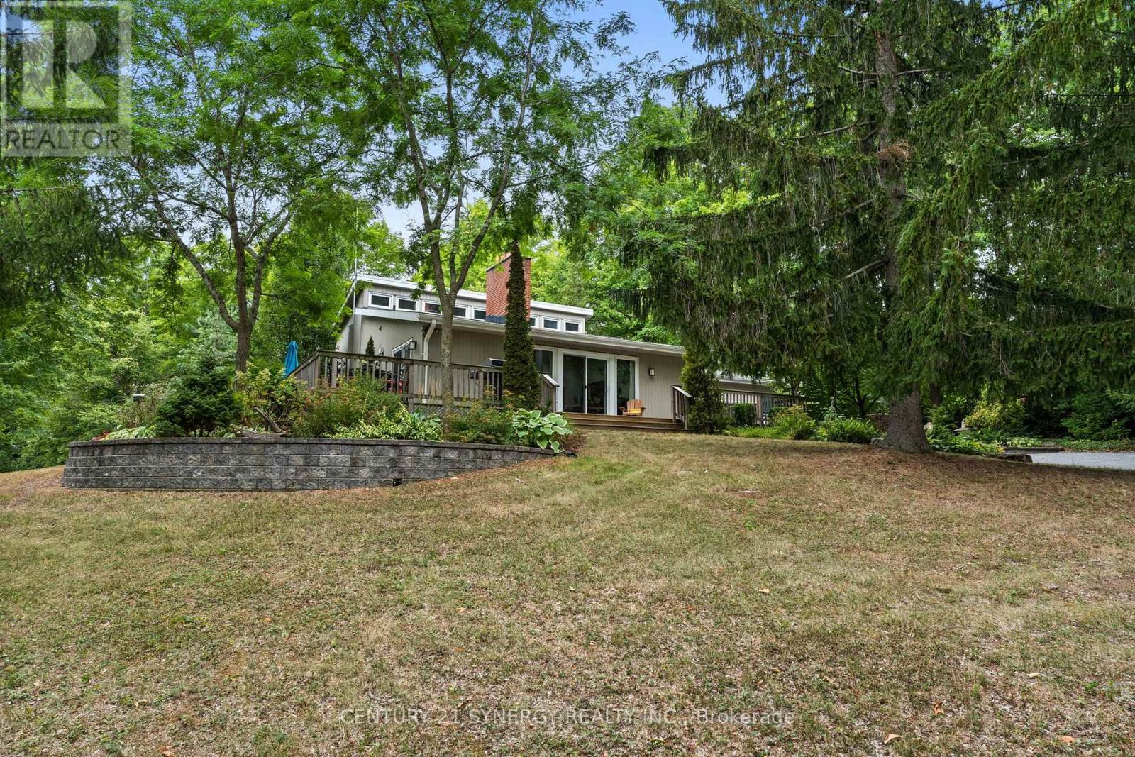Property at 5984 THIRD LINE ROAD N image 2