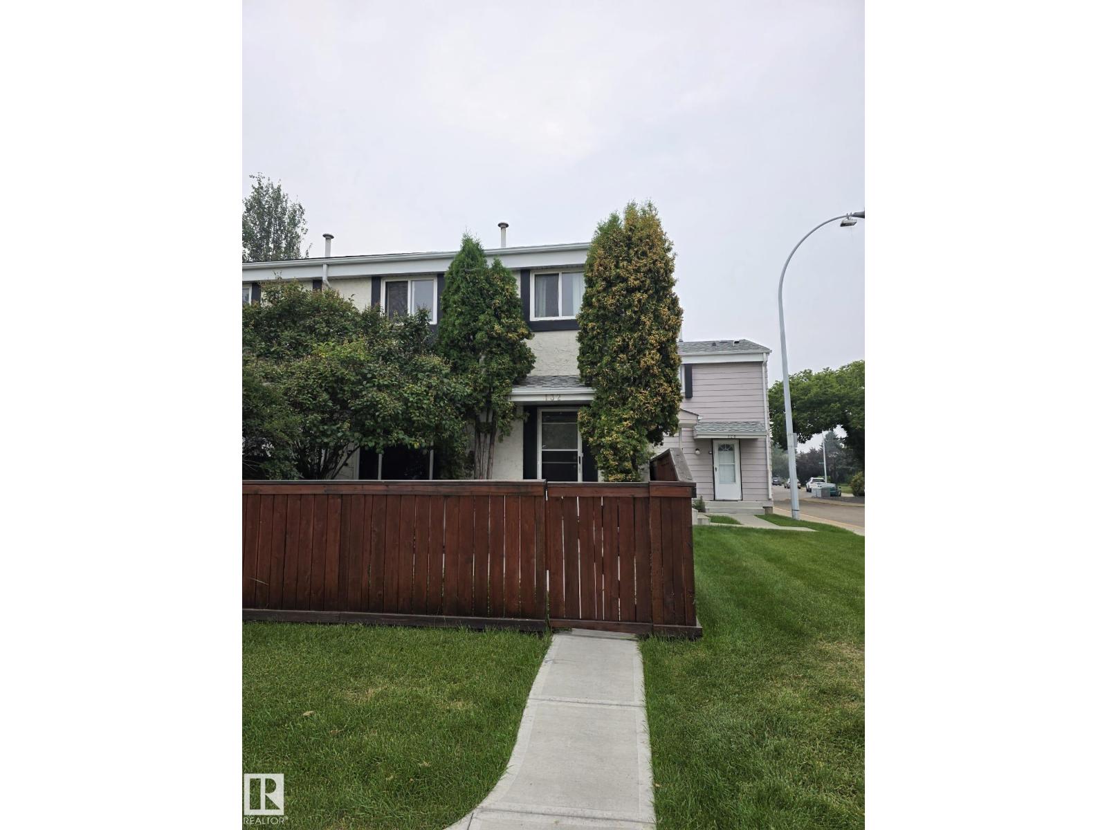 132 Primrose Gardens Gd Nw, Edmonton, Alberta  T5T 0R1 - Photo 7 - E4455581