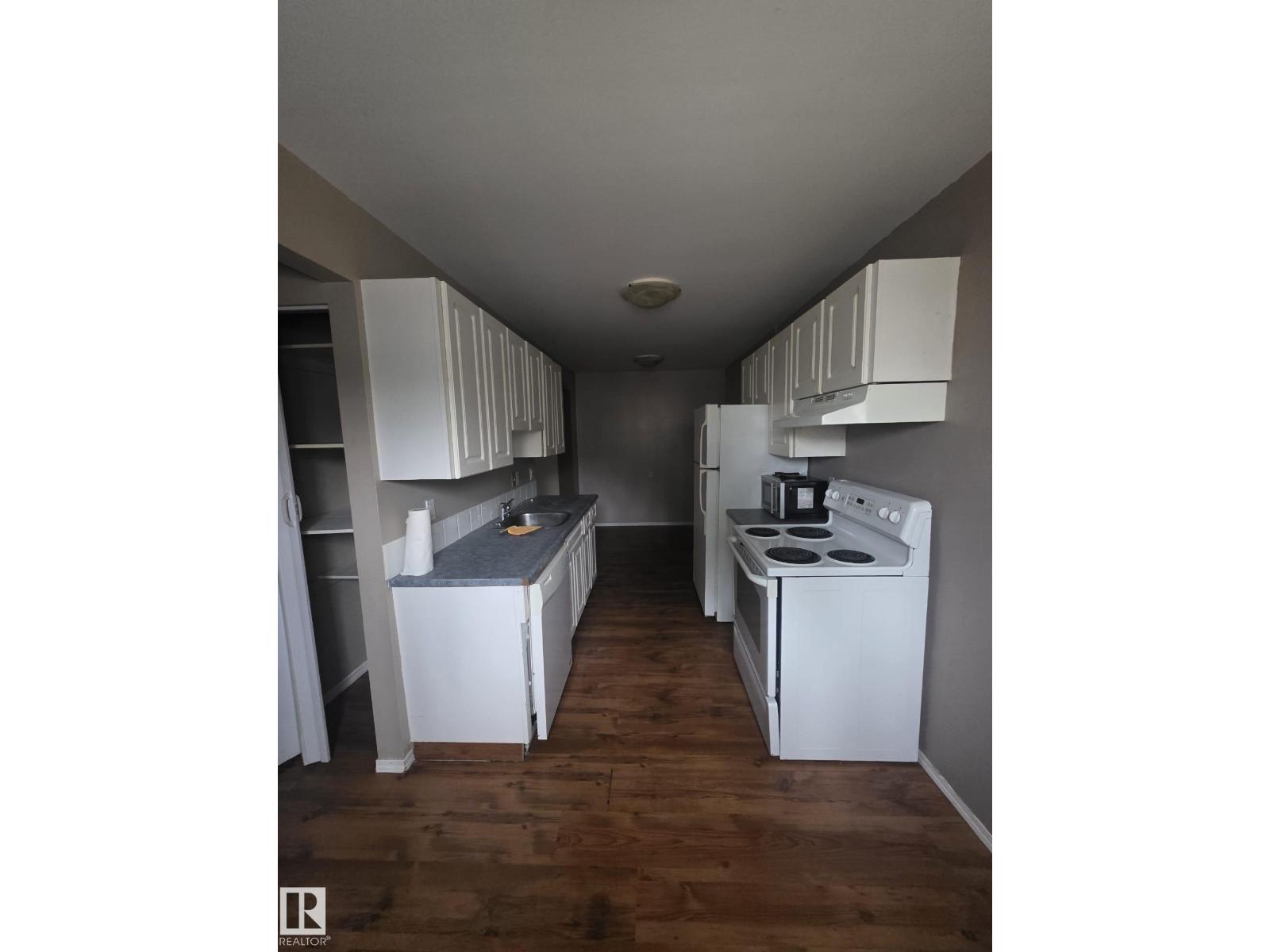 132 Primrose Gardens Gd Nw, Edmonton, Alberta  T5T 0R1 - Photo 8 - E4455581