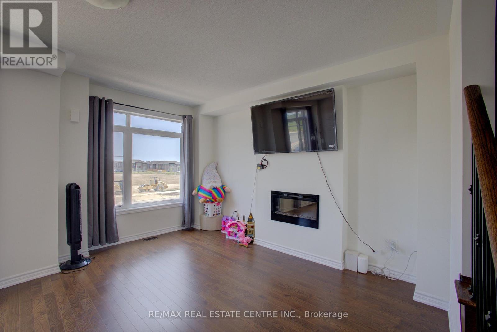 396 Tim Manley Avenue, Caledon, Ontario  L7C 1Z9 - Photo 11 - W12372990