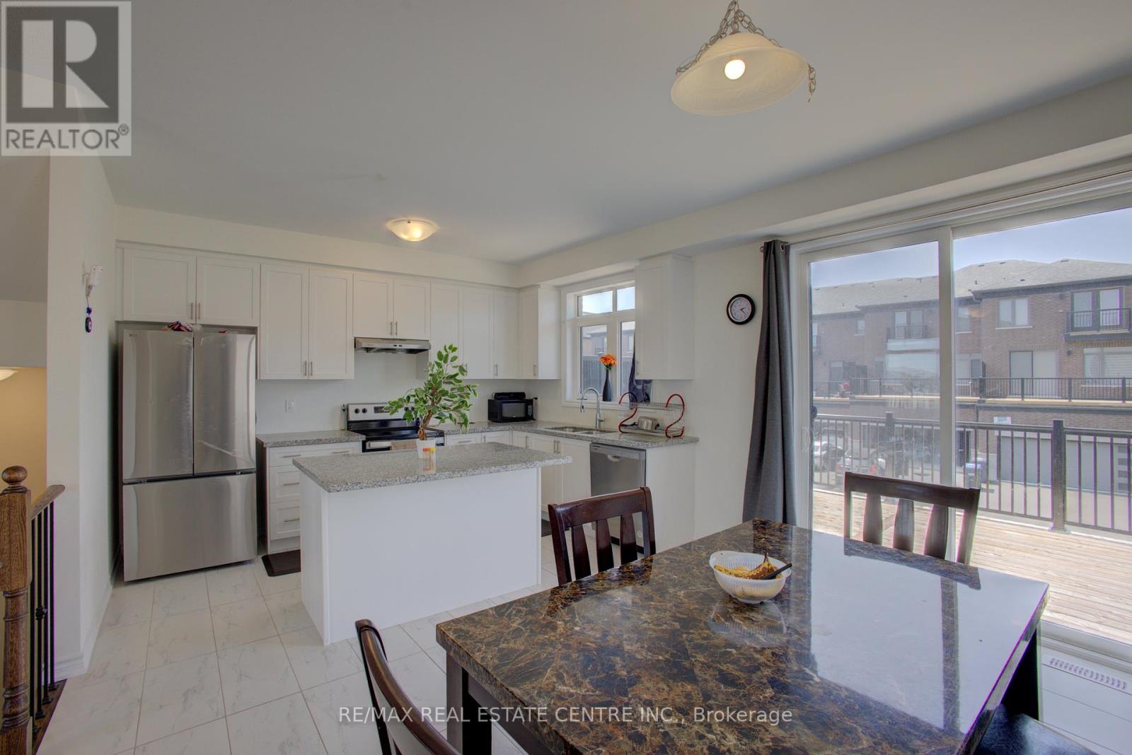 396 Tim Manley Avenue, Caledon, Ontario  L7C 1Z9 - Photo 12 - W12372990