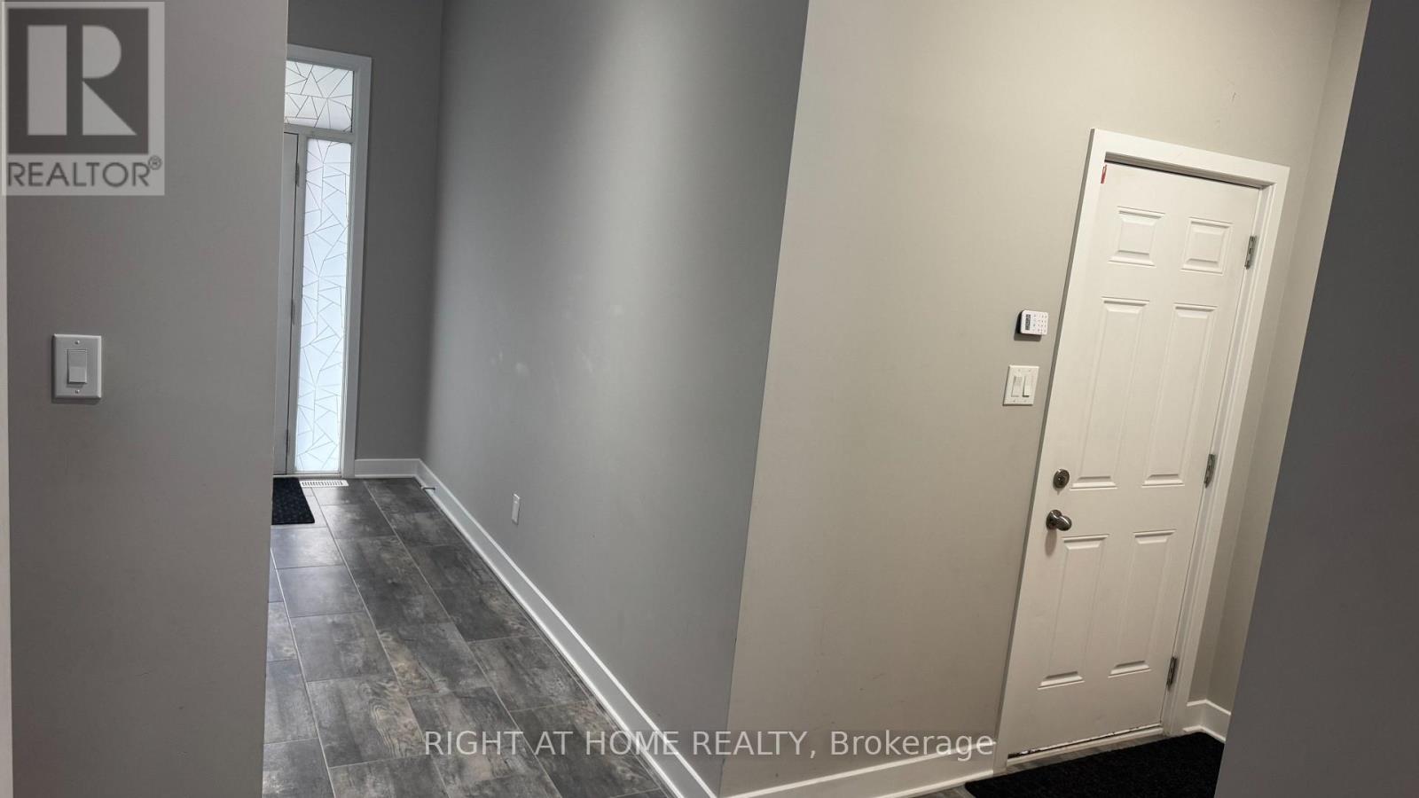 771 Twist Way, Ottawa, Ontario  K2V 0M3 - Photo 3 - X12372999