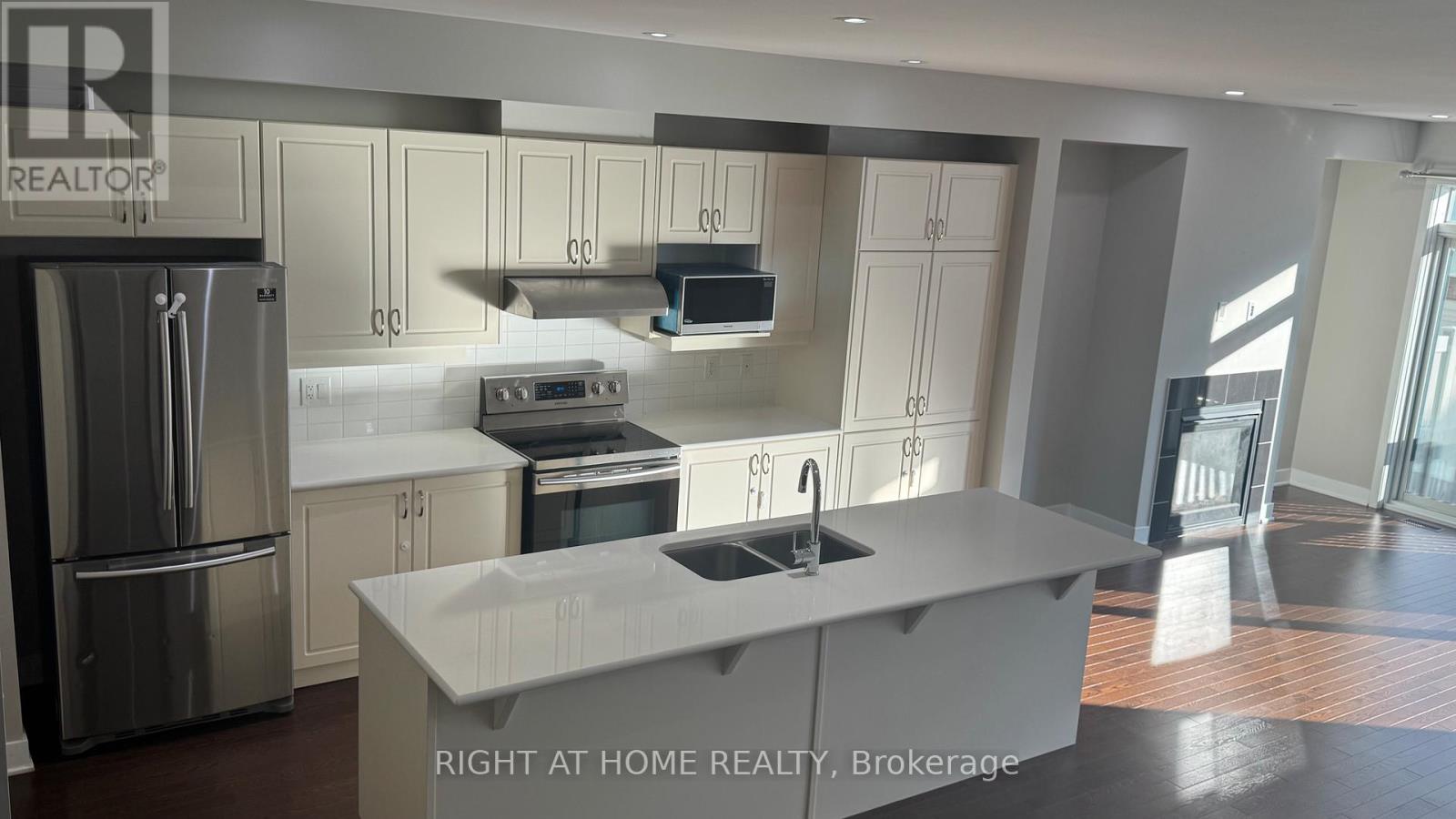 771 Twist Way, Ottawa, Ontario  K2V 0M3 - Photo 5 - X12372999