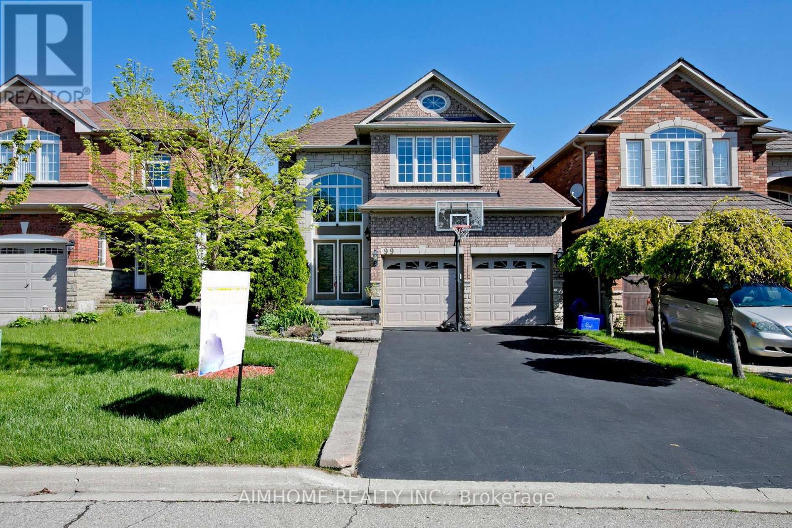 99 Colesbrook Road, Richmond Hill, Ontario  L4S 2G3 - Photo 2 - N12372994