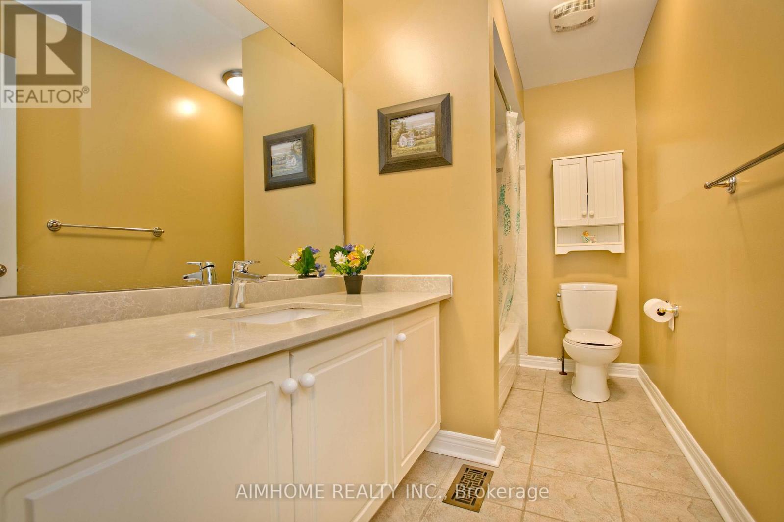 99 Colesbrook Road, Richmond Hill, Ontario  L4S 2G3 - Photo 22 - N12372994