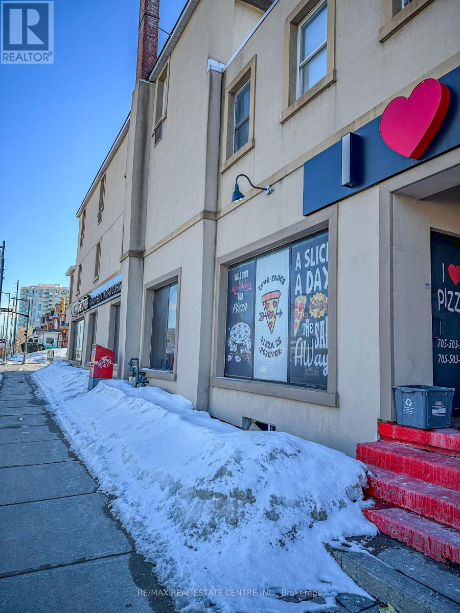 94 Dunlop Street W, Barrie, Ontario  L4M 1A4 - Photo 34 - S12372995