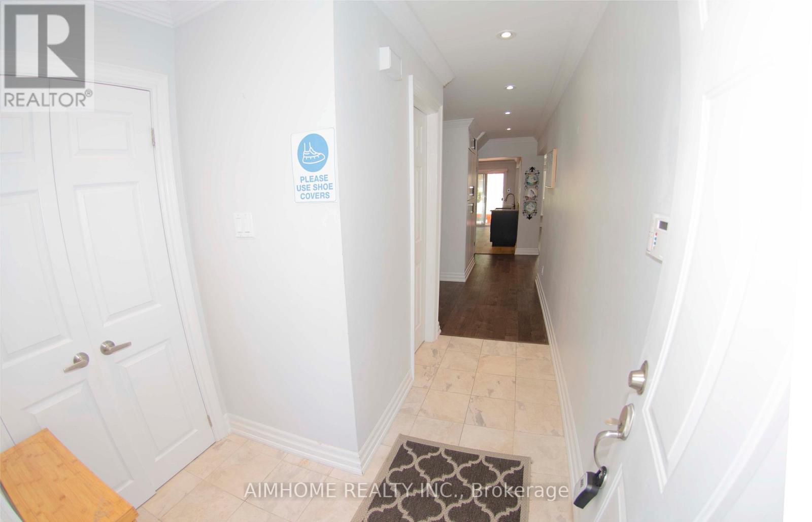 54 - 1224 Kirstie Court, Oakville, Ontario  L6H 5C5 - Photo 2 - W12373003