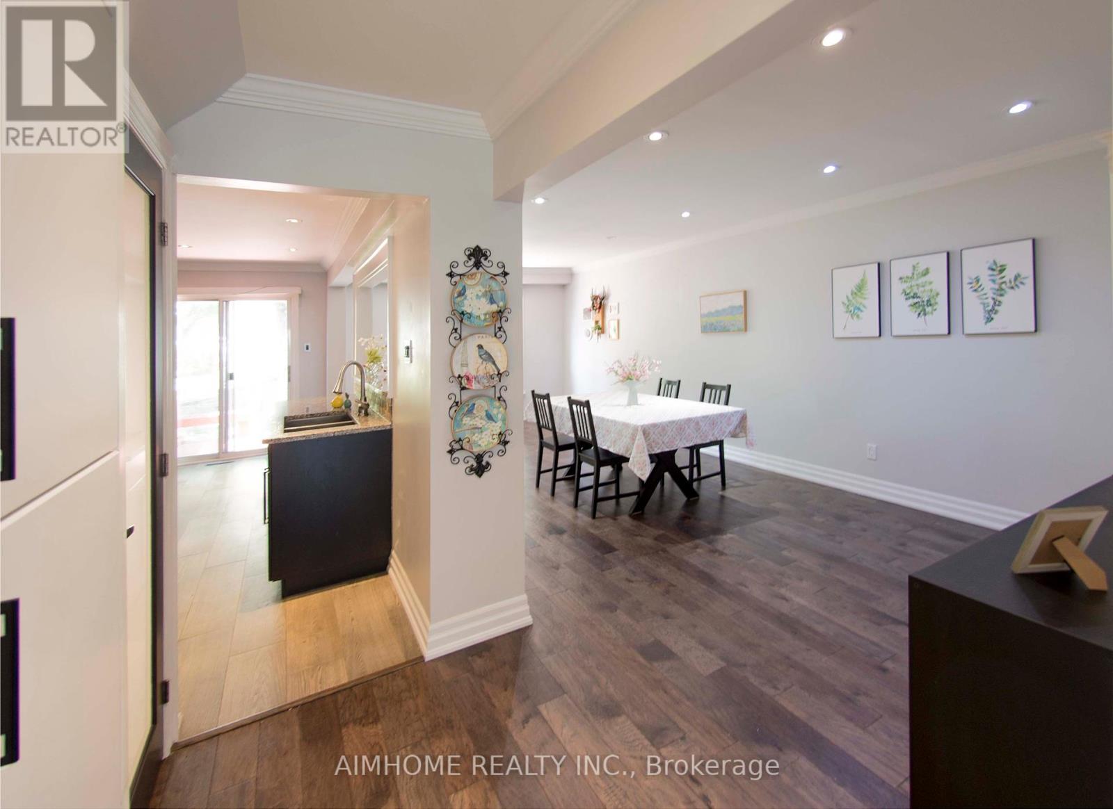 54 - 1224 Kirstie Court, Oakville, Ontario  L6H 5C5 - Photo 4 - W12373003
