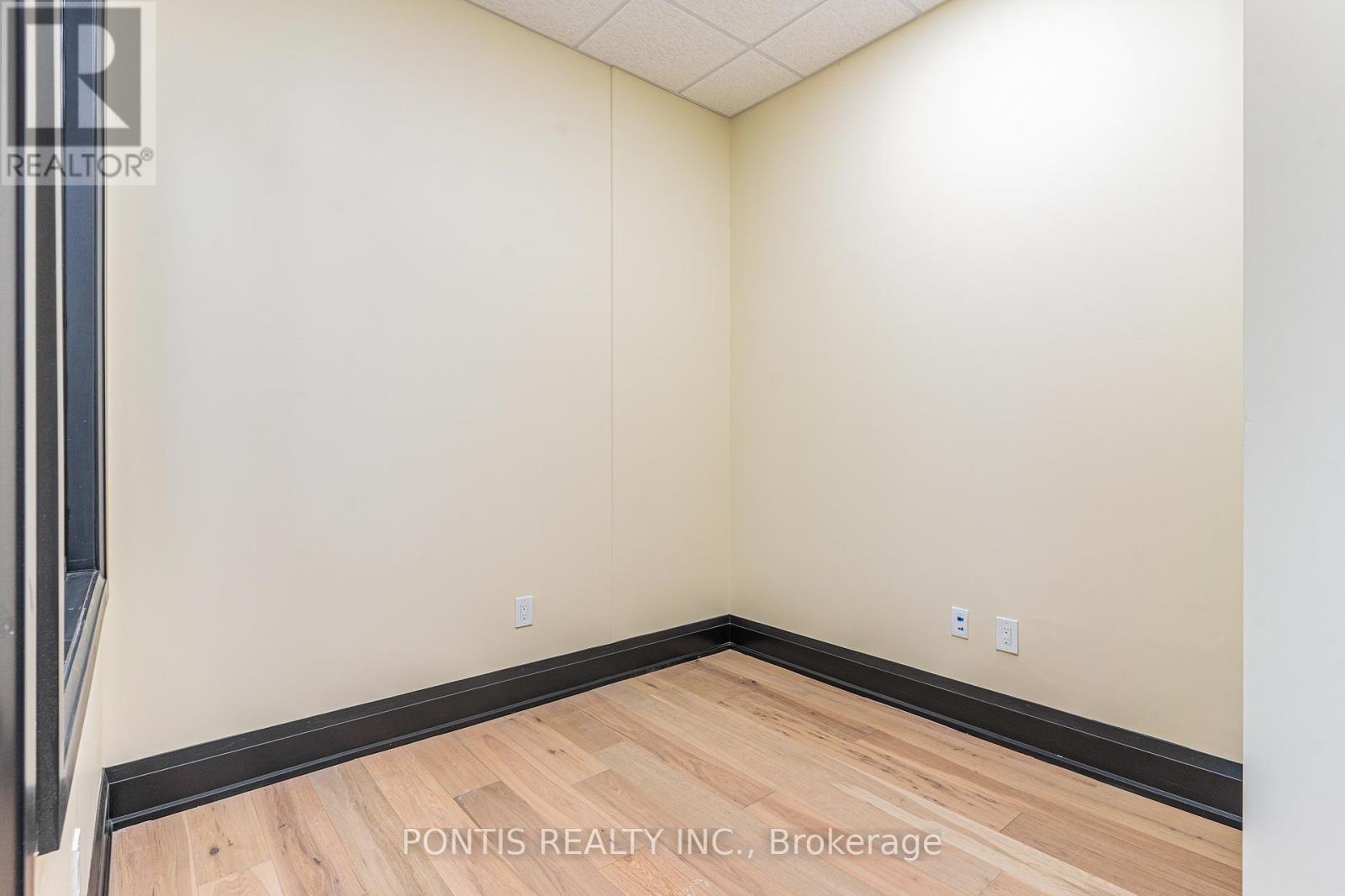 H211 - 460 Hespeler Road, Cambridge, Ontario  N1R 0E3 - Photo 12 - X12372997