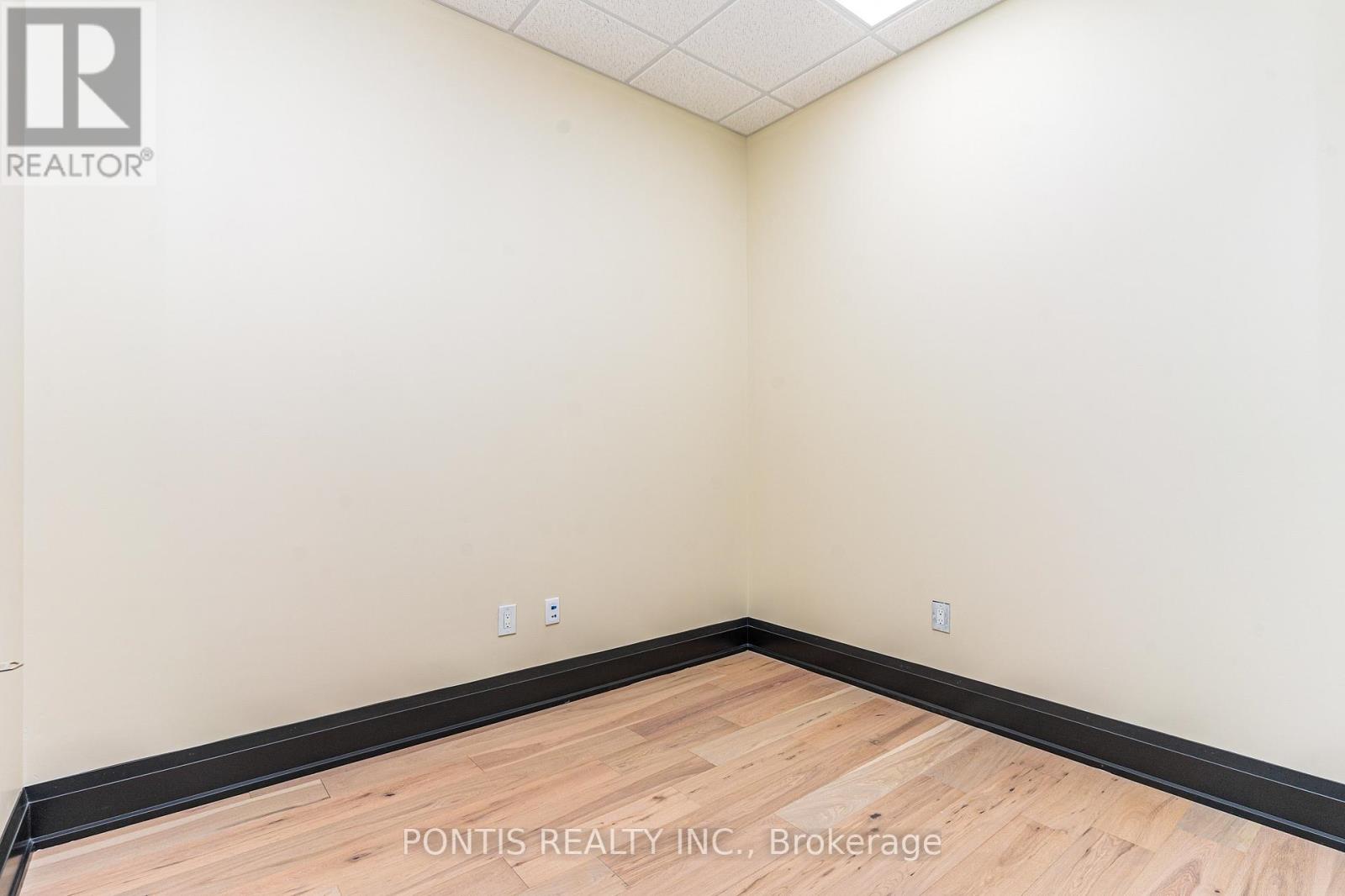 H211 - 460 Hespeler Road, Cambridge, Ontario  N1R 0E3 - Photo 15 - X12372997