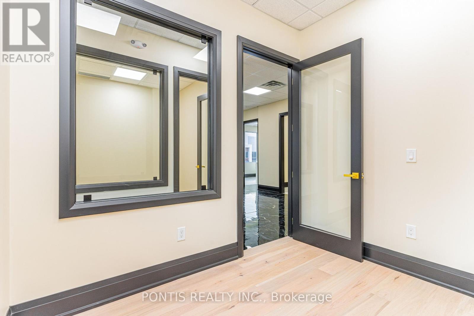 H211 - 460 Hespeler Road, Cambridge, Ontario  N1R 0E3 - Photo 16 - X12372997