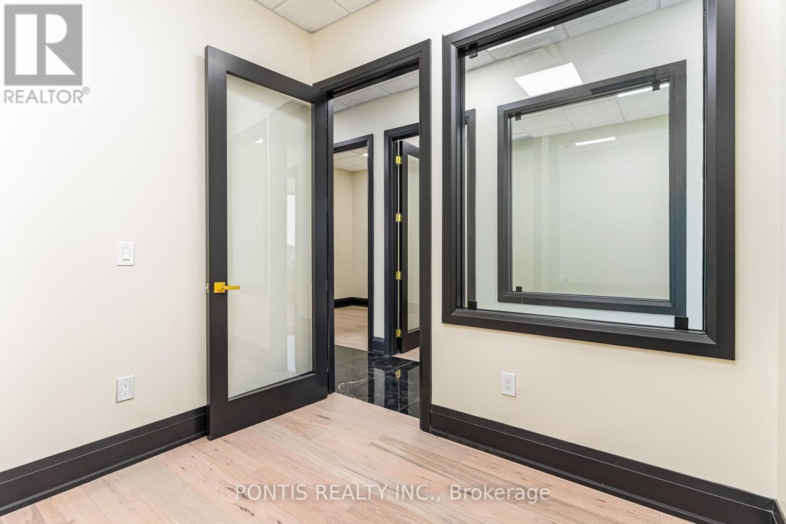 H211 - 460 Hespeler Road, Cambridge, Ontario  N1R 0E3 - Photo 18 - X12372997