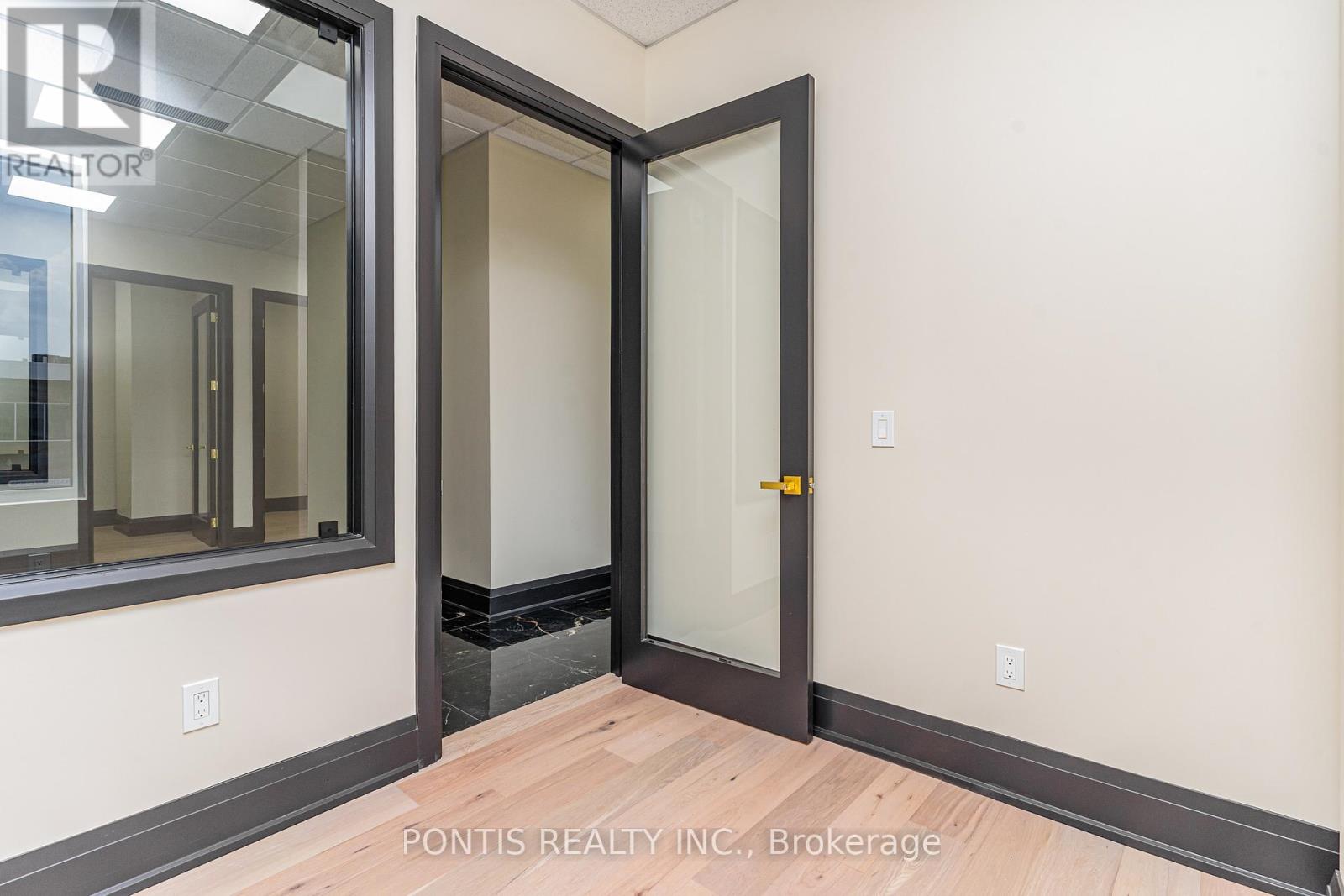 H211 - 460 Hespeler Road, Cambridge, Ontario  N1R 0E3 - Photo 32 - X12372997