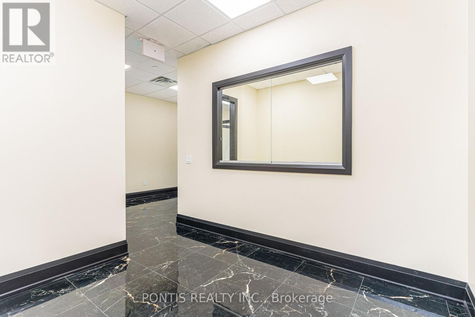 H211 - 460 Hespeler Road, Cambridge, Ontario  N1R 0E3 - Photo 7 - X12372997