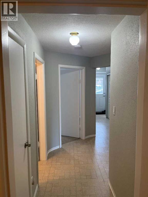 324 2  W, Bow Island, Alberta  T0K 0G0 - Photo 16 - A2212052