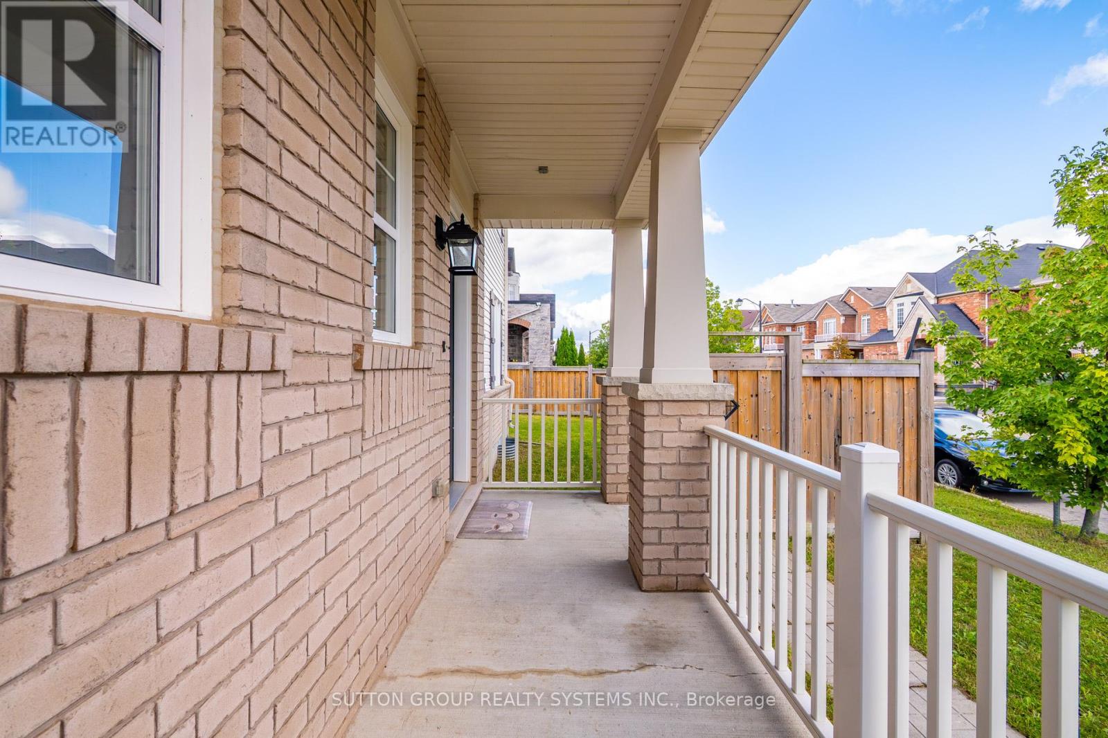 1030 Savoline Boulevard, Milton, Ontario  L9T 8P3 - Photo 10 - W12373013