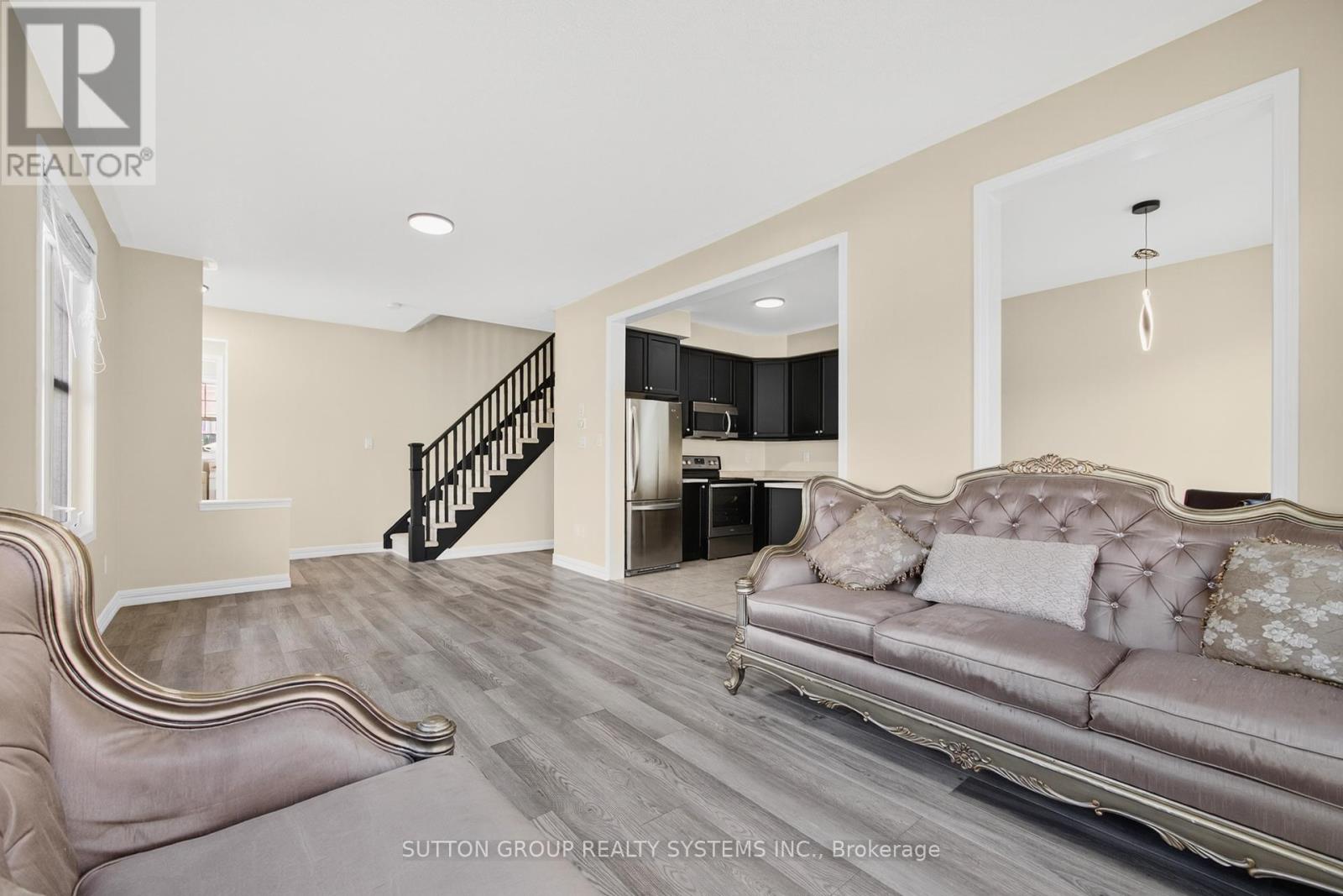 1030 Savoline Boulevard, Milton, Ontario  L9T 8P3 - Photo 18 - W12373013