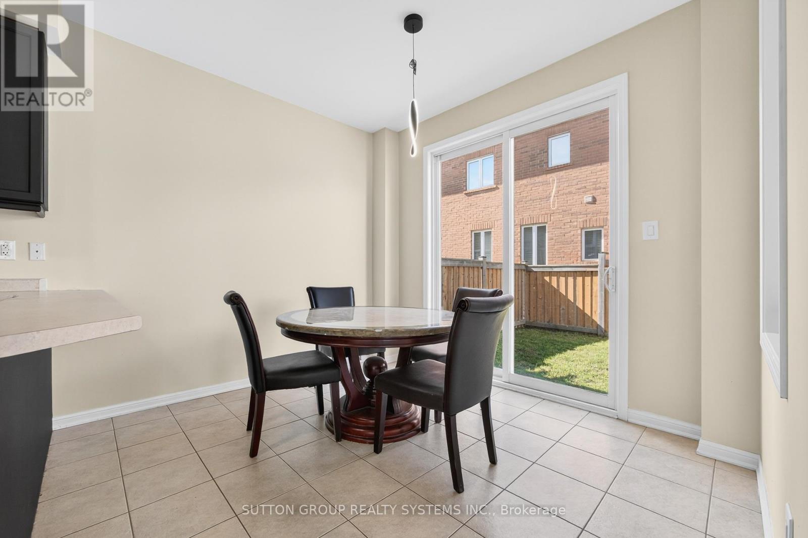 1030 Savoline Boulevard, Milton, Ontario  L9T 8P3 - Photo 19 - W12373013