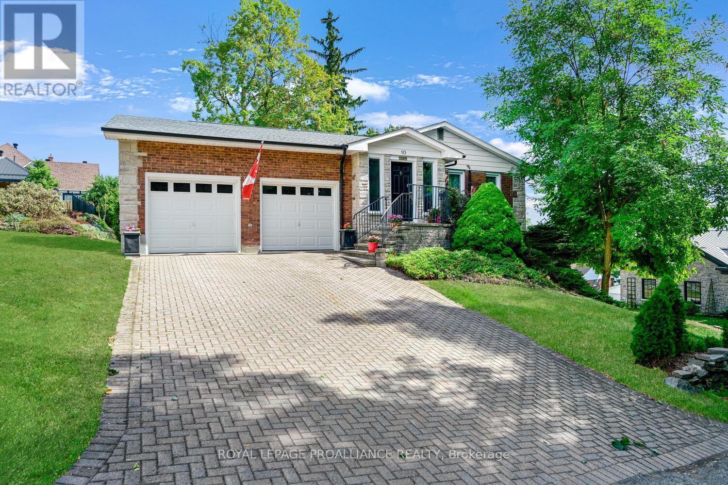 10 CLIFFSIDE CRESCENT, Brockville, Ontario