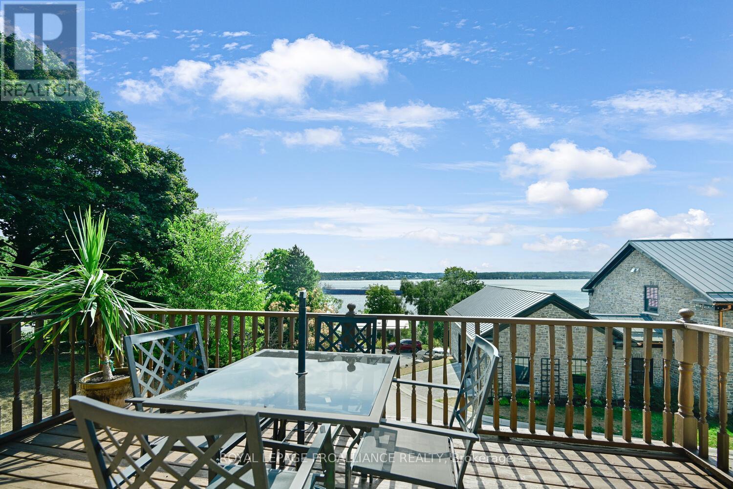 10 Cliffside Crescent, Brockville, Ontario  K6V 3A1 - Photo 13 - X12373021