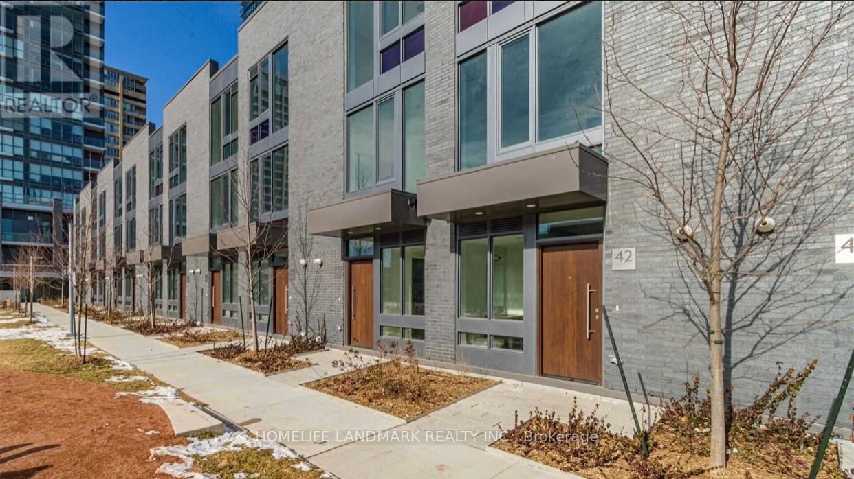 26 SONIC WAY, Toronto, Ontario