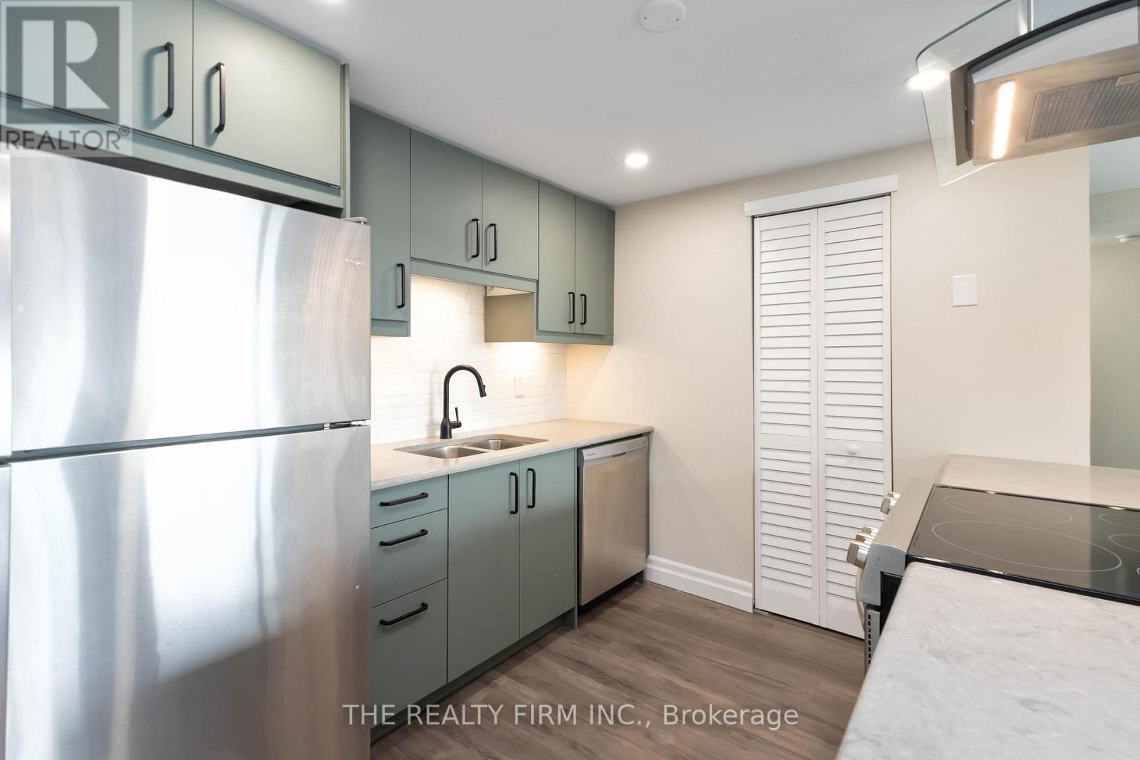 1405 - 155 Kent Street, London East, Ontario  N6A 5N7 - Photo 14 - X12373030