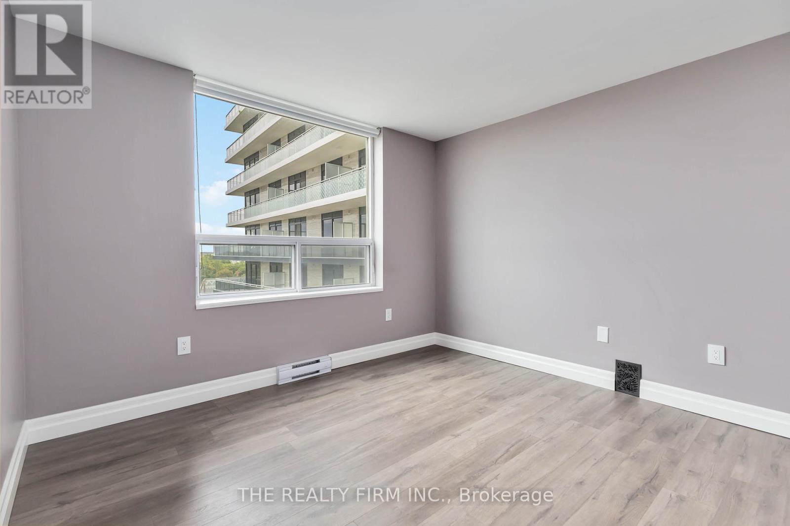 1405 - 155 Kent Street, London East, Ontario  N6A 5N7 - Photo 37 - X12373030