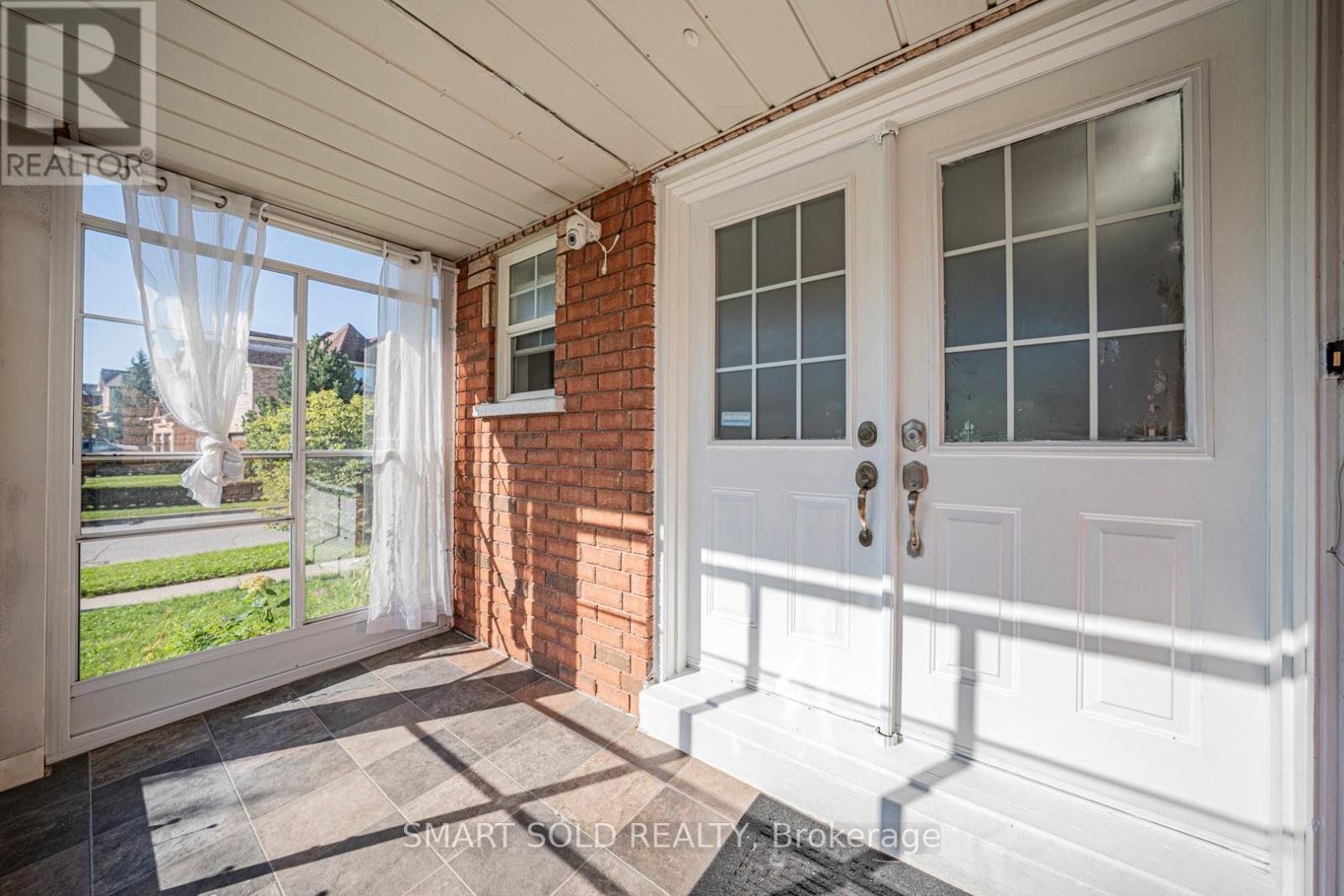 140 English Oak Drive, Richmond Hill, Ontario  L4E 4G4 - Photo 10 - N12373061