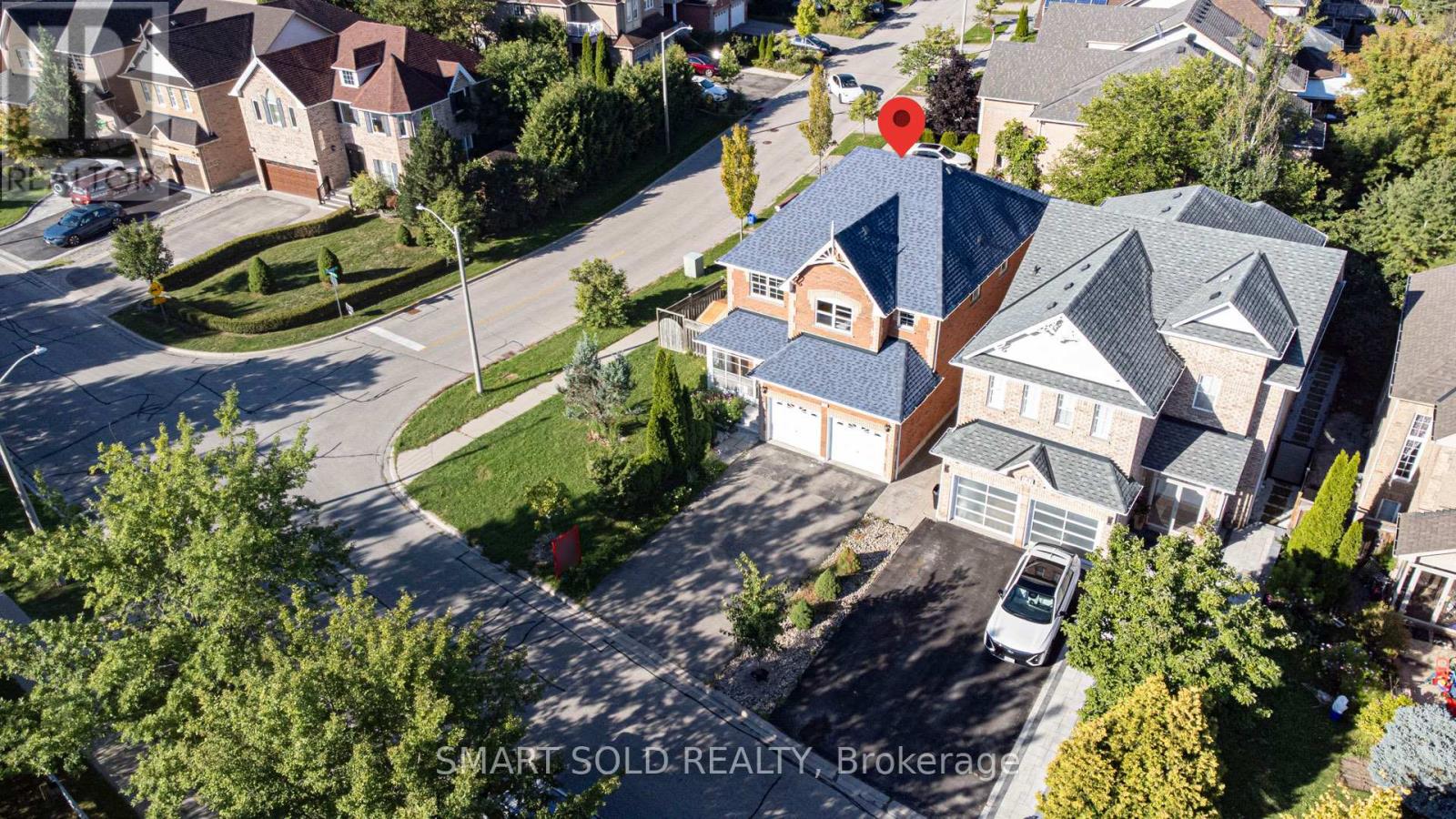 140 English Oak Drive, Richmond Hill, Ontario  L4E 4G4 - Photo 6 - N12373061