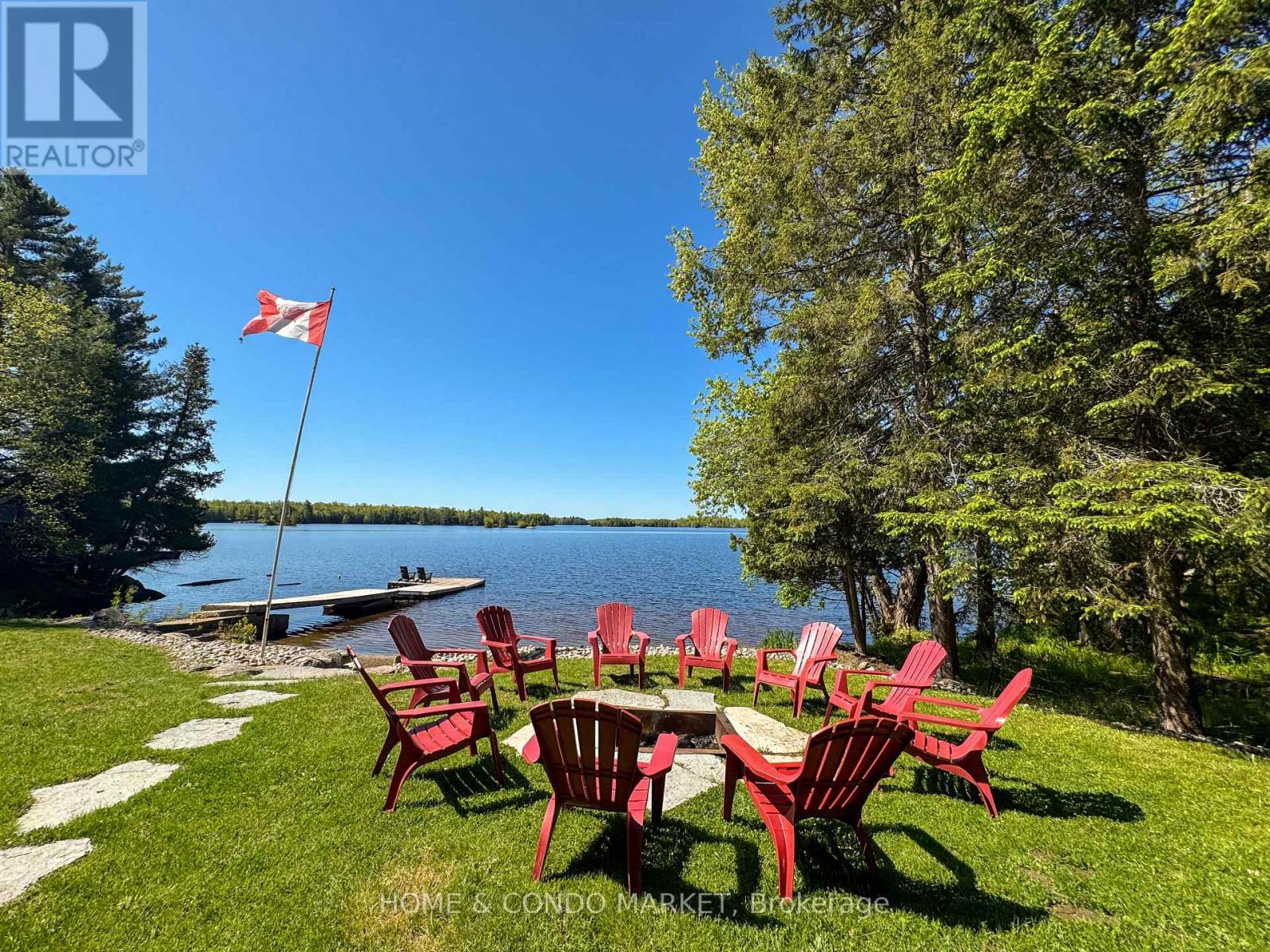 14 Charles Avenue, Mckellar, Ontario  P2A 0B4 - Photo 3 - X12373040