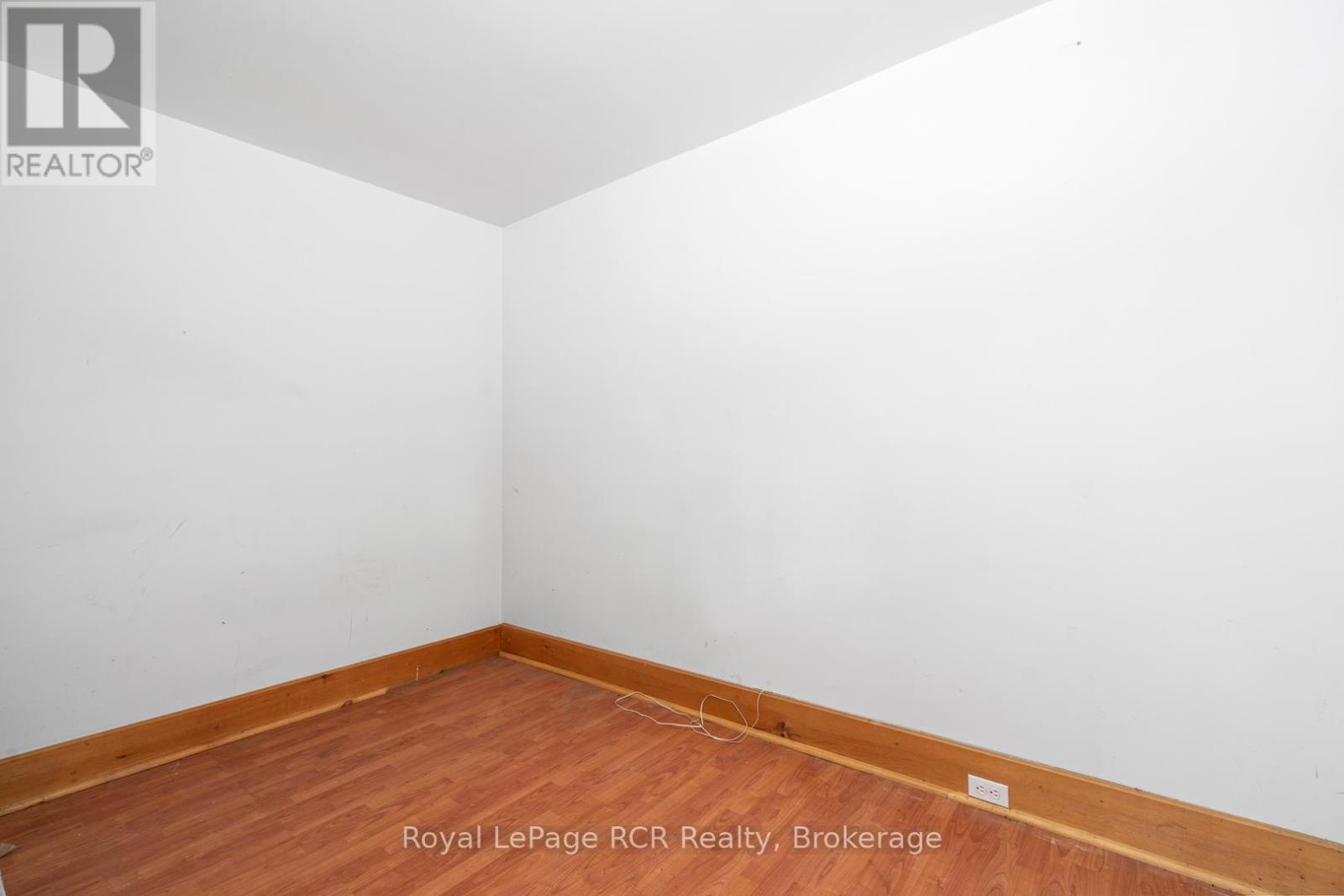 228 10 Concession, Brockton, Ontario  N0G 1J0 - Photo 12 - X12373092