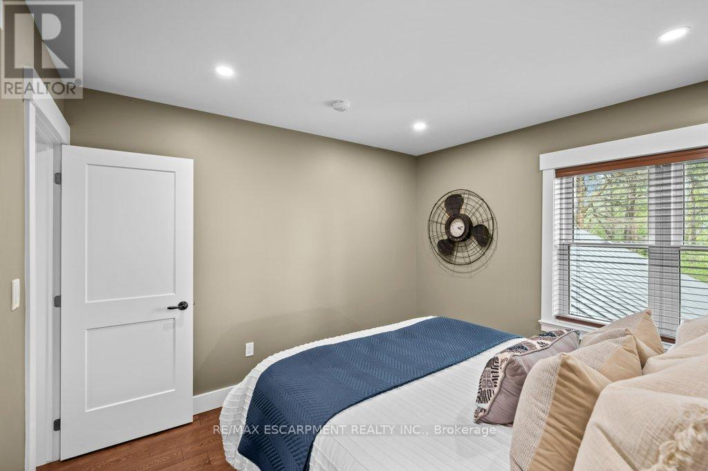 1040 Clyde Road, North Dumfries, Ontario  N1R 5S7 - Photo 34 - X12373073