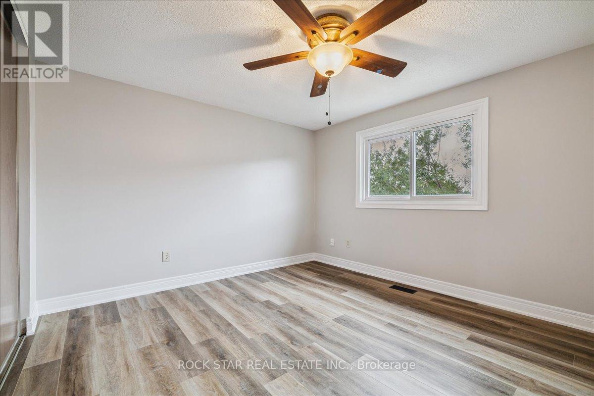 61 Adis Avenue, Hamilton (Gurnett), Ontario  L9C 6T9 - Photo 22 - X12373087
