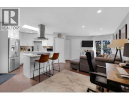 B309 40120 WILLOW CRESCENT