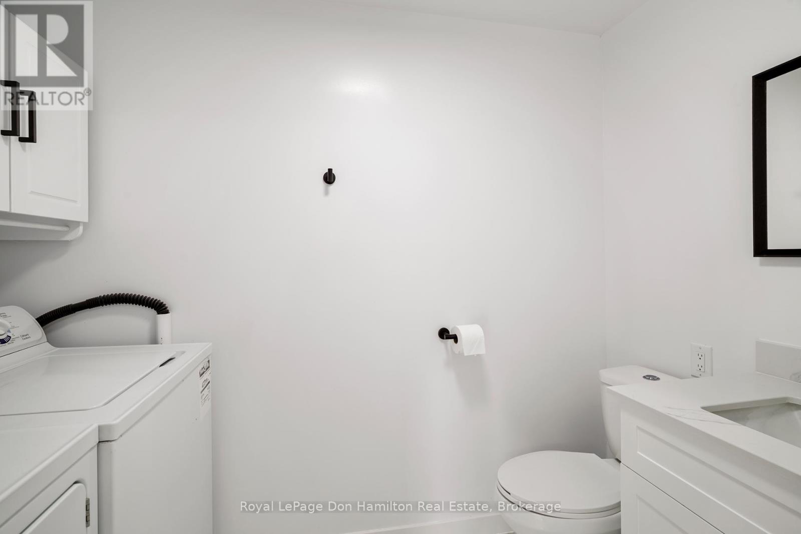 99 John Street, Huron East, Ontario  N0K 1W0 - Photo 15 - X12373124
