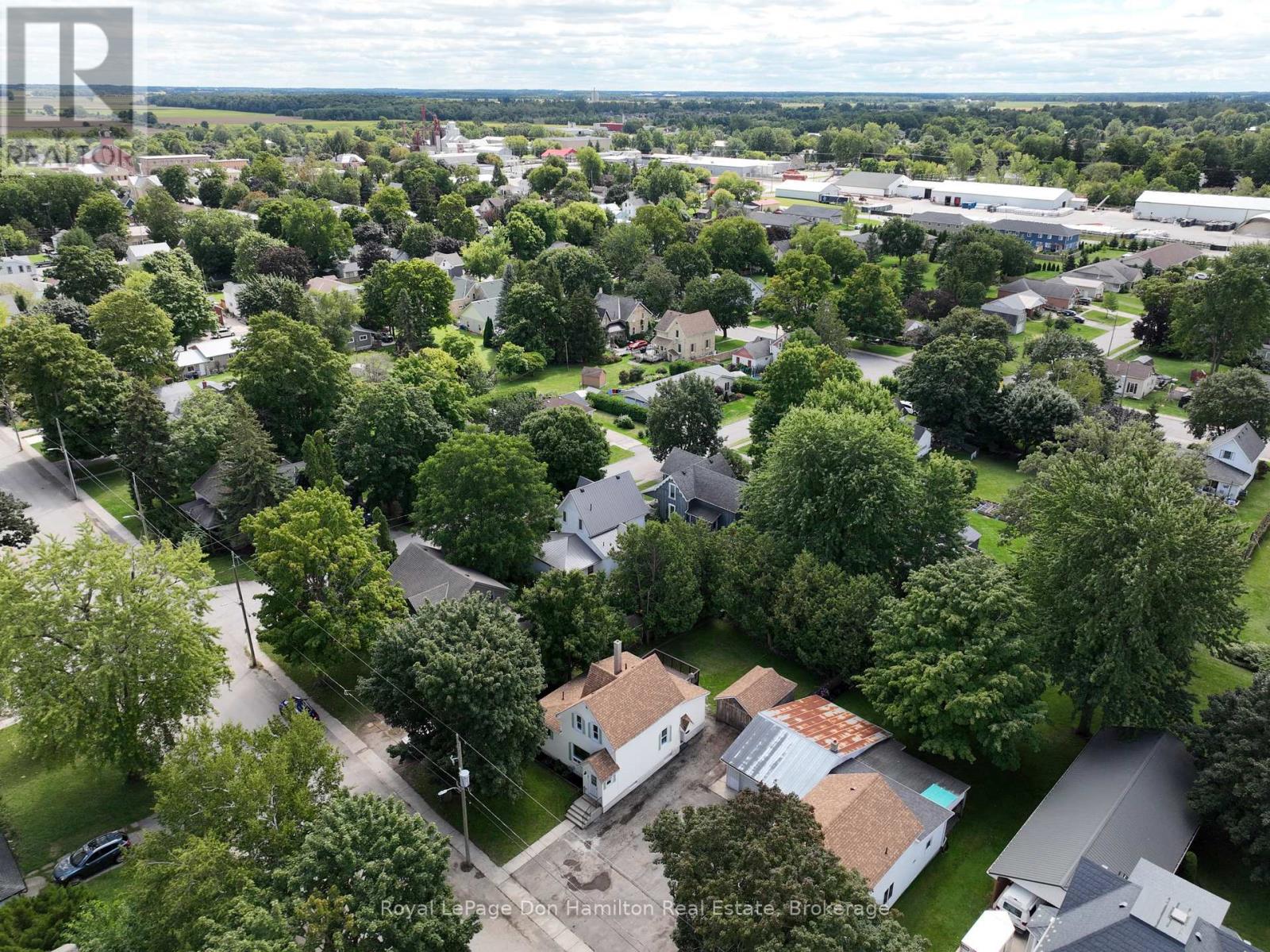 99 John Street, Huron East, Ontario  N0K 1W0 - Photo 37 - X12373124