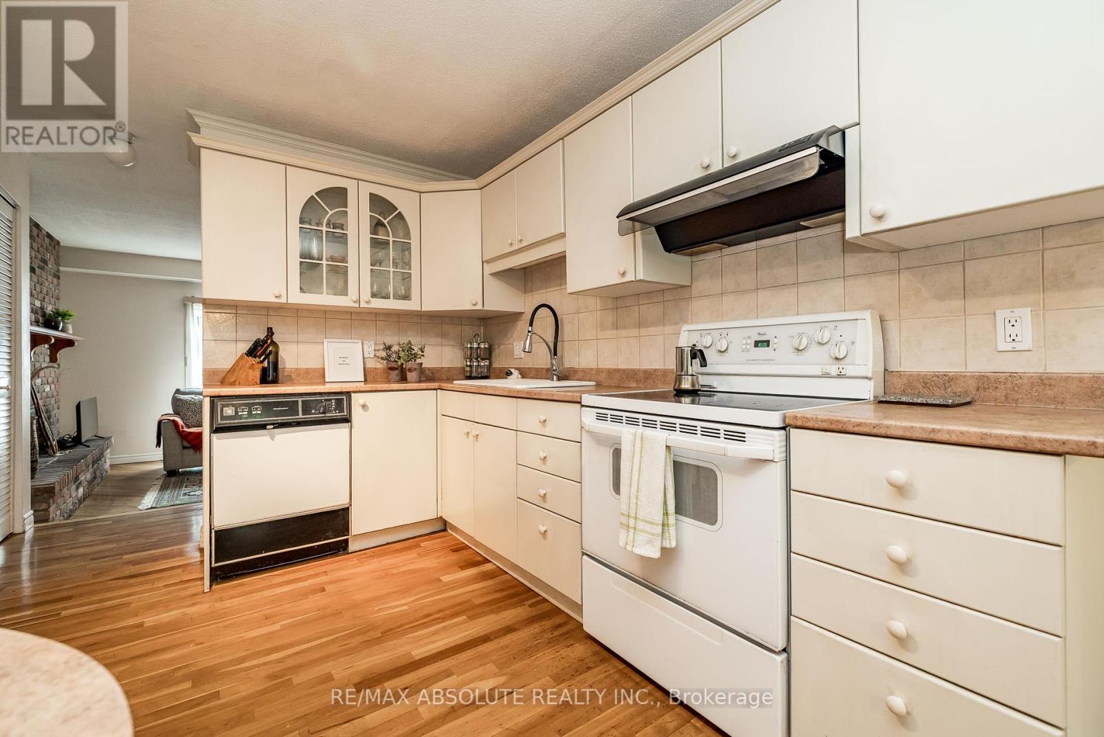 7 Ramsgate Private E, Ottawa, Ontario  K1V 8M4 - Photo 17 - X12373144