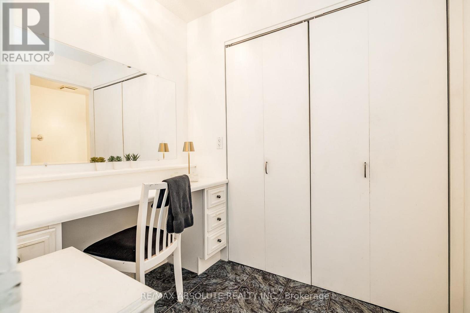 7 Ramsgate Private E, Ottawa, Ontario  K1V 8M4 - Photo 23 - X12373144