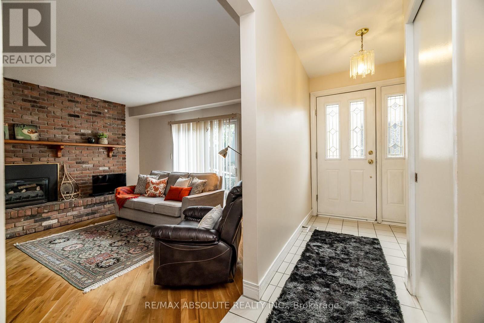 7 Ramsgate Private E, Ottawa, Ontario  K1V 8M4 - Photo 6 - X12373144