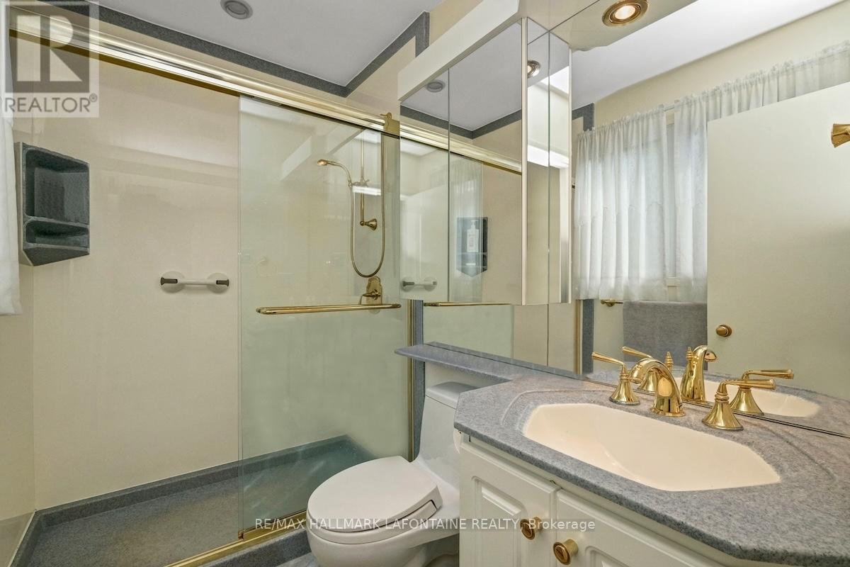 844 Edgeworth Avenue, Ottawa, Ontario  K2B 5L6 - Photo 26 - X12373155